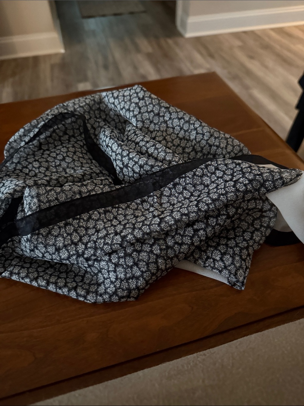 Black and White Floral Print Lightweight Scarf - Unknown Brand